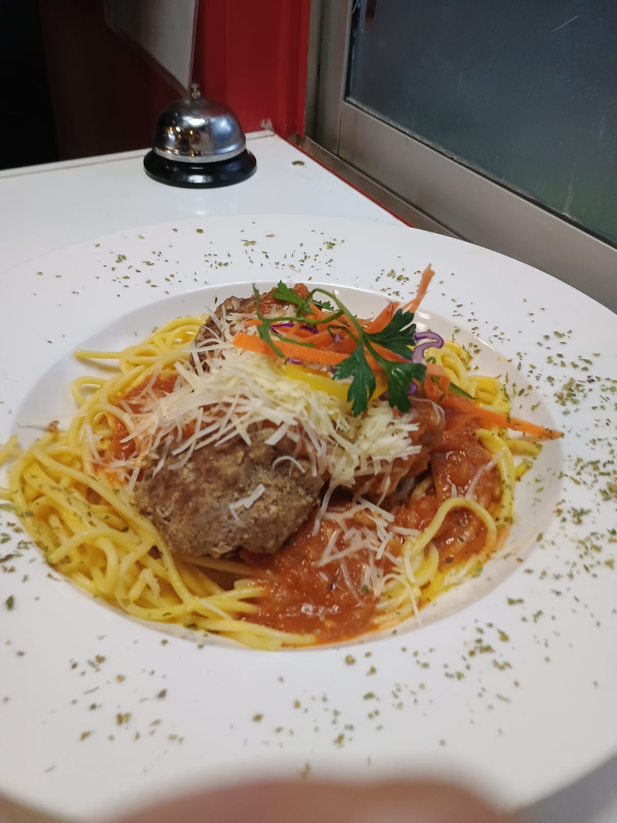 Albóndigas con Espagueti 