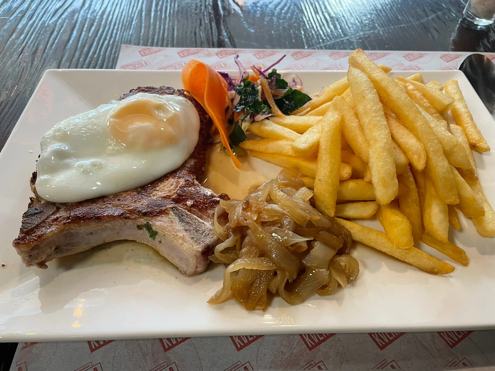 Almuerzo Ejecutivo en Las Condes: El refugio gourmet de calle Balmoral